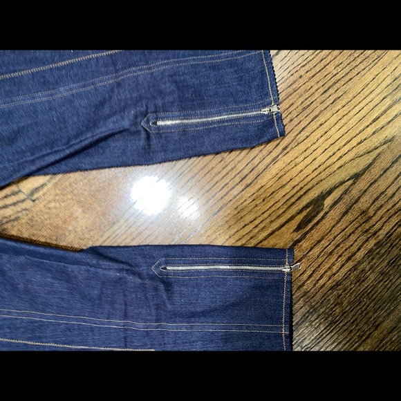 **SOLD** Dolce & Gabbana Denim Capri Pants with Branded Logo Waistband 38 IT - Picture 11 of 12